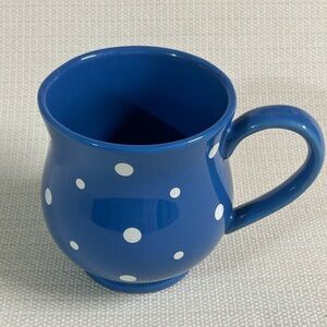 Temp-Tations Blue and White Mugs Dining Collection